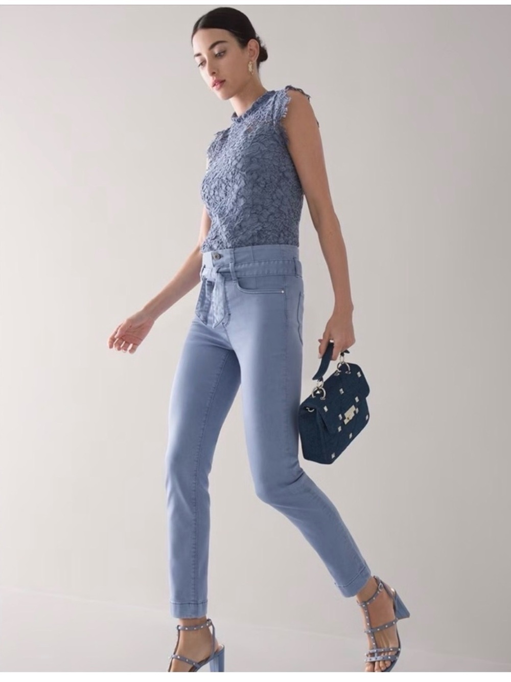 WHBM Everyday Soft Curvy High Rise Slim Crop 4L